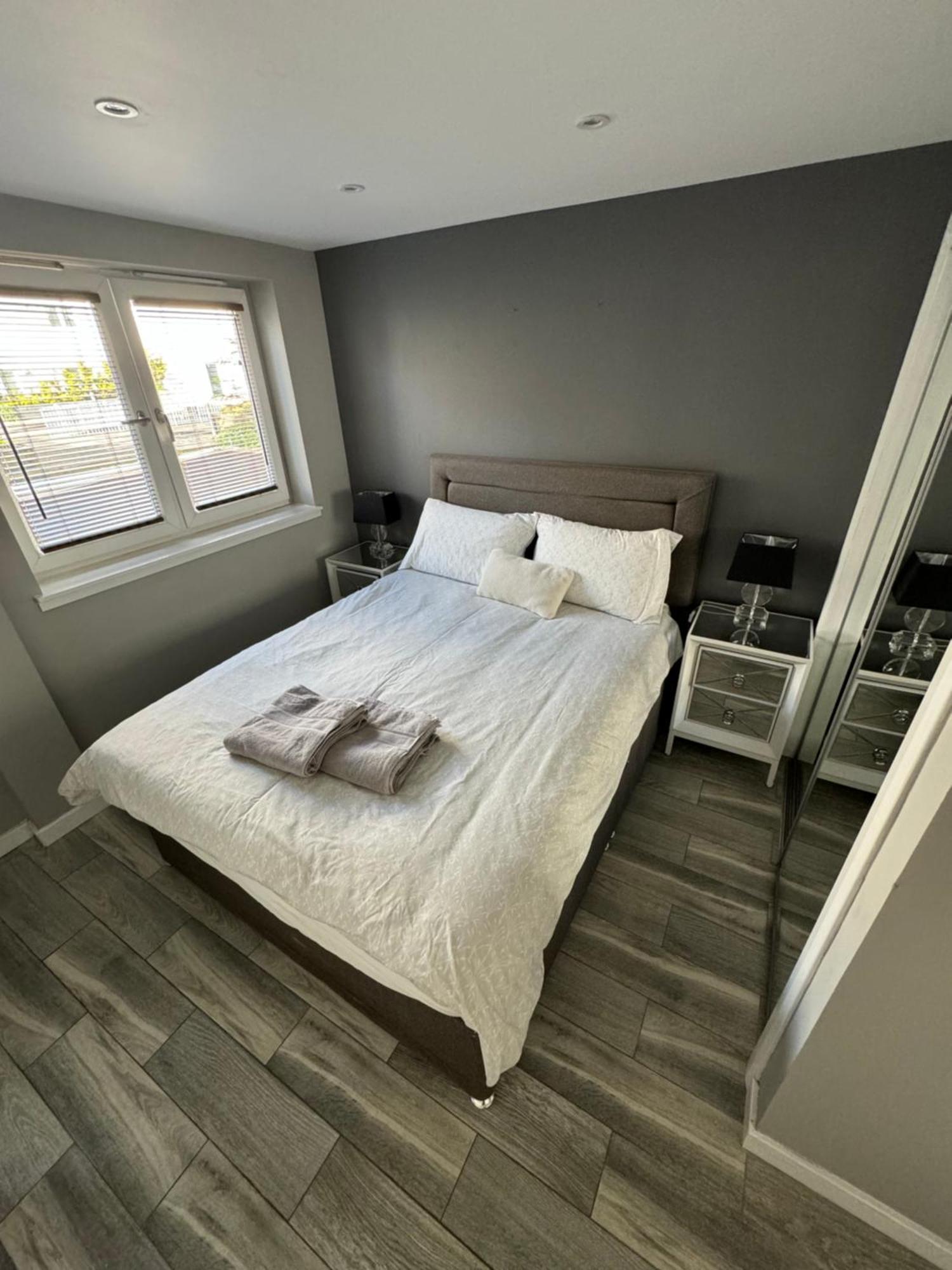 Km Granton Apartment Единбург Екстер'єр фото